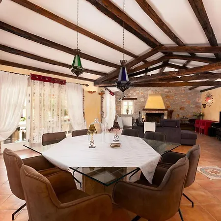 Rustic Karim With Pool In Porec Villa